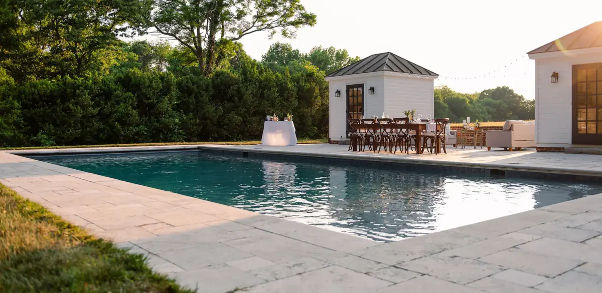 The Pros and Cons of Travertine Patios & Pool Decking