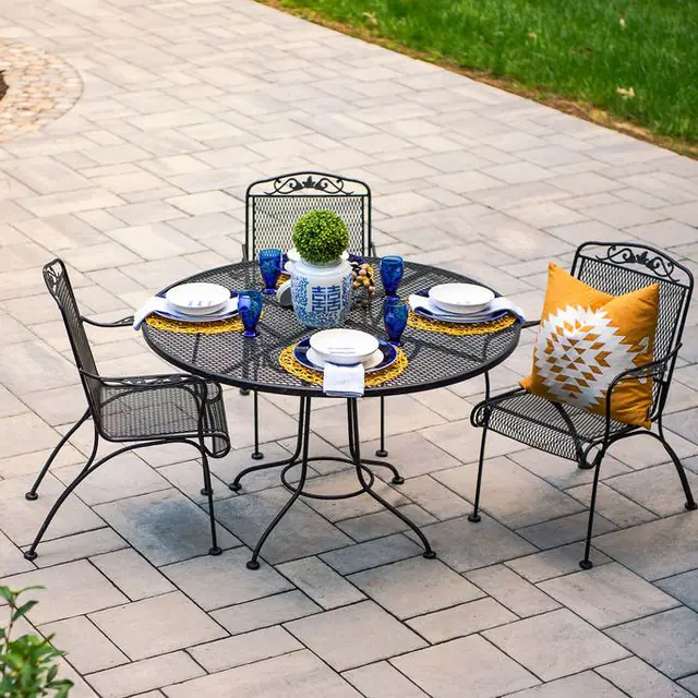 paver patio with dining area