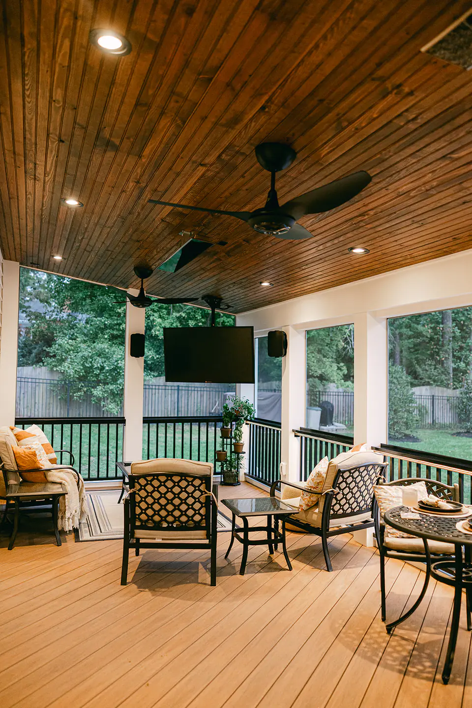 decks with tv